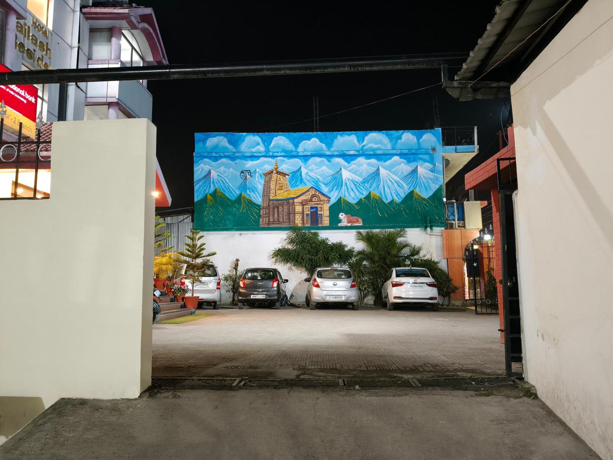 דהראדון Hotel Kailash Residency מראה חיצוני תמונה